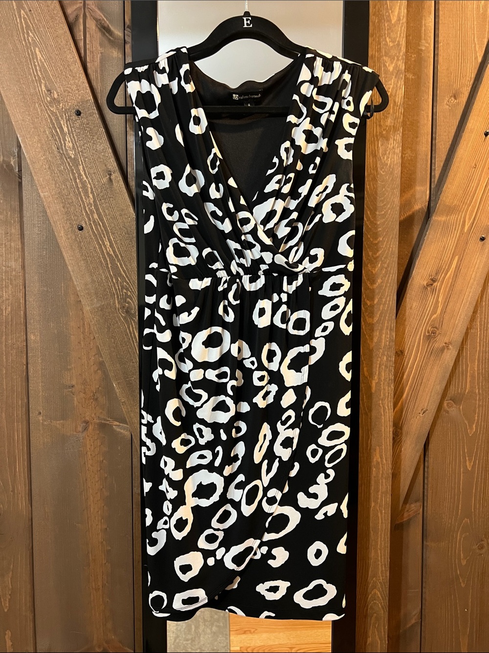 Valerie Bertinelli Black and White Sleeveless Wrap Midi Dress